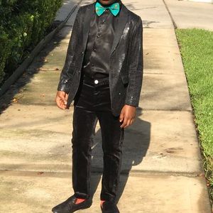 Boy’s slim dressy outfit